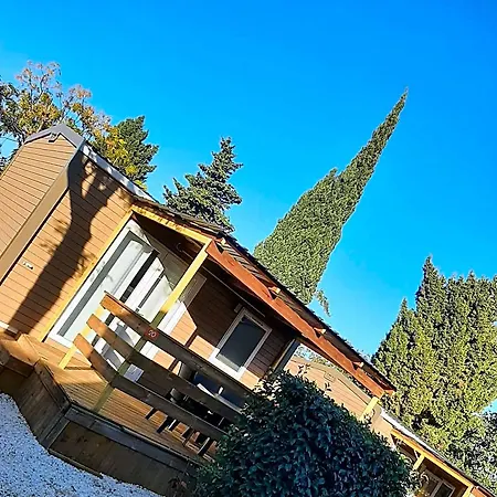 Eco-lodge Lou Pantai 르프라데