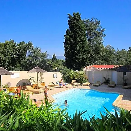 호텔 Eco-lodge Lou Pantai 르프라데